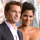 Illustration for article titled Halle Berry Is Pregnant Again, This Time With America's Hottest Male Fetus